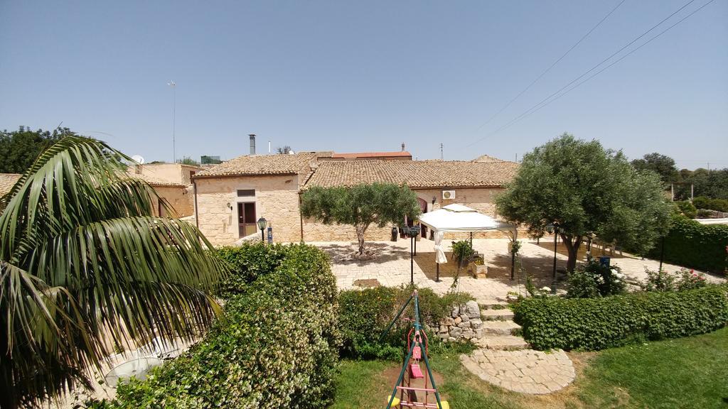 Agriturismo Al Casale Donnafugata Exteriör bild