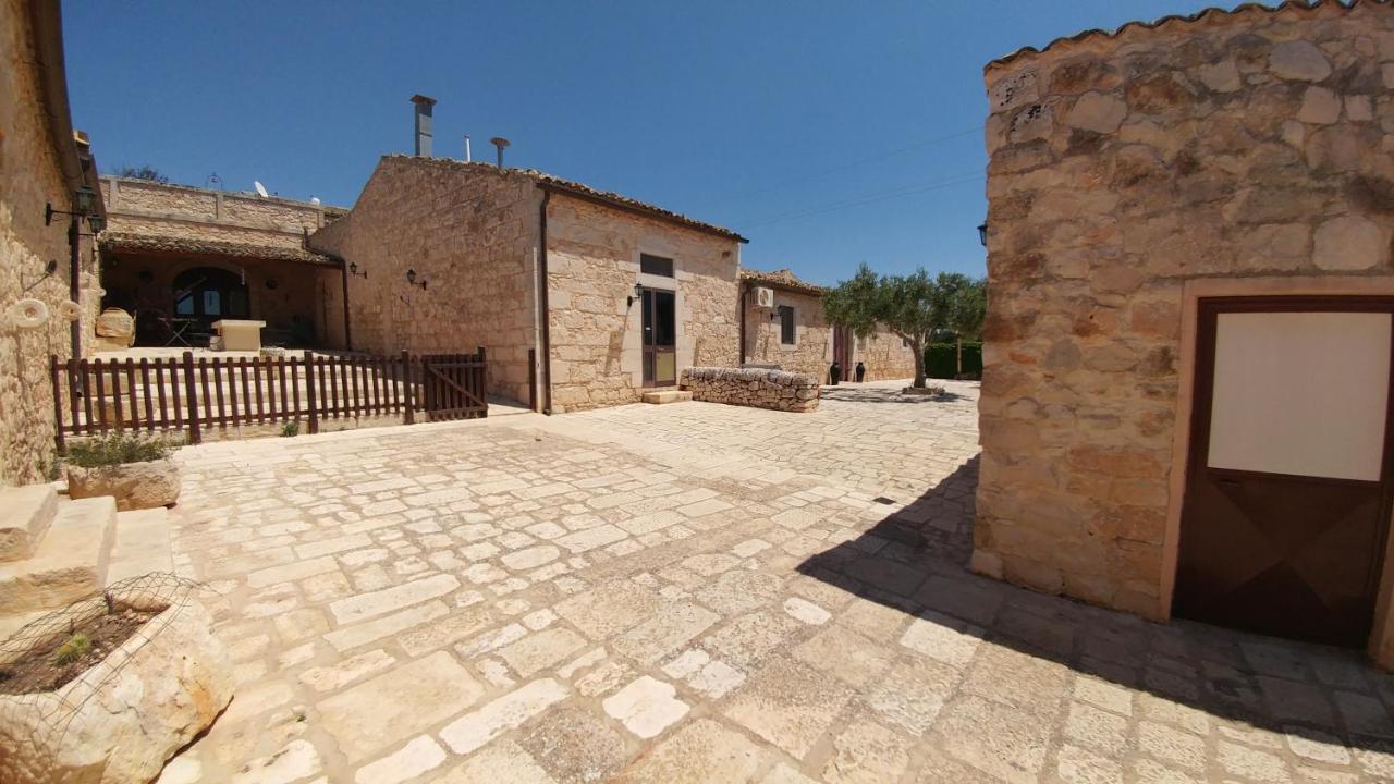 Agriturismo Al Casale Donnafugata Exteriör bild