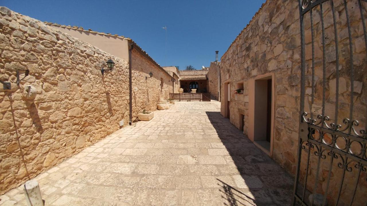 Agriturismo Al Casale Donnafugata Exteriör bild